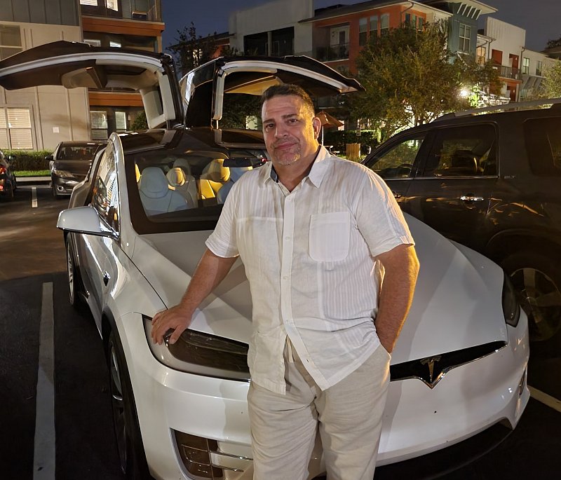 photo of Niko - the owner of Righteous Rides Car Rental in NYC